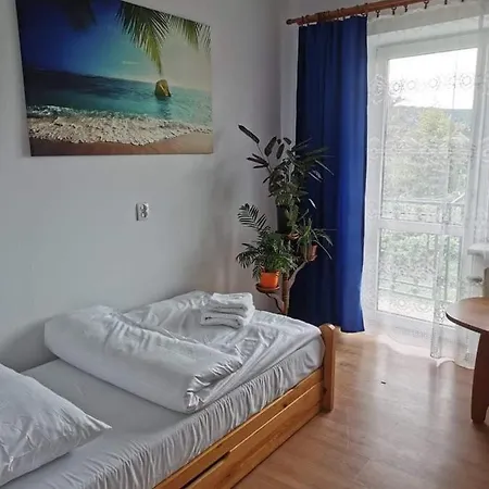 Quarto em Acomodações Particulares Goscinne U Marysi *