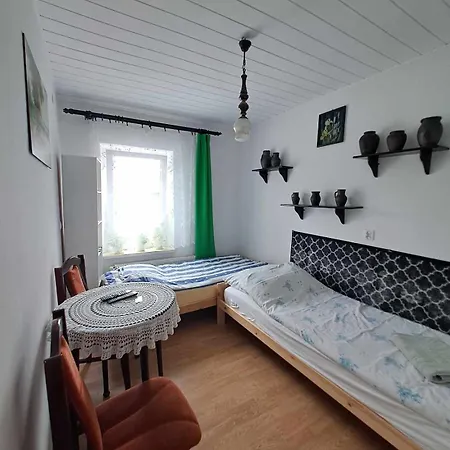 Quarto em Acomodações Particulares Goscinne U Marysi *